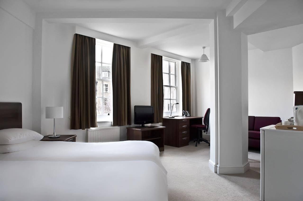 กู๊ดอีนาฟ คอลเลจ - ยูนิเวอร์ซิตี้ เรสซิเดนซ์ Hotel ลอนดอน ภายนอก รูปภาพ
